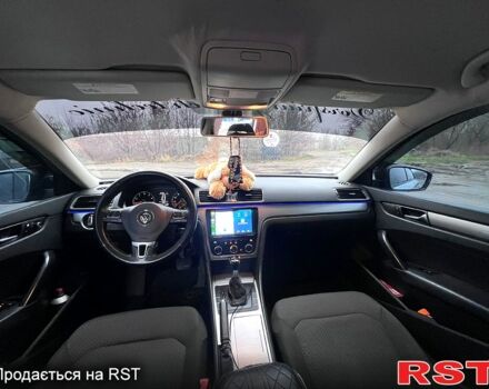 Серый Фольксваген Пассат, объемом двигателя 2.5 л и пробегом 309 тыс. км за 8200 $, фото 7 на Automoto.ua