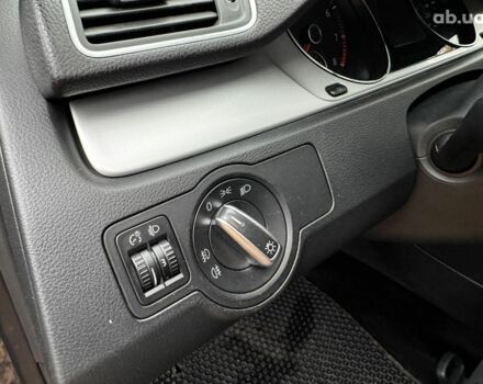 Серый Фольксваген Пассат, объемом двигателя 1.8 л и пробегом 174 тыс. км за 7990 $, фото 12 на Automoto.ua