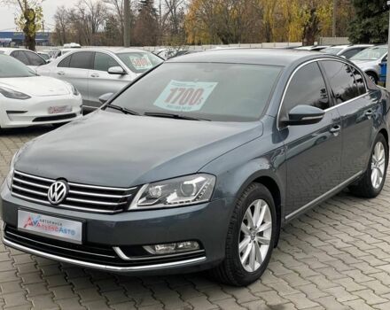 Серый Фольксваген Пассат, объемом двигателя 1.8 л и пробегом 186 тыс. км за 9900 $, фото 2 на Automoto.ua