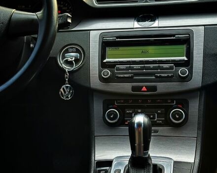 Сірий Фольксваген Пассат, об'ємом двигуна 1.8 л та пробігом 270 тис. км за 8599 $, фото 4 на Automoto.ua