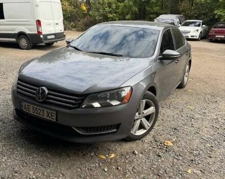 Серый Фольксваген Пассат, объемом двигателя 2.5 л и пробегом 318 тыс. км за 9100 $, фото 7 на Automoto.ua