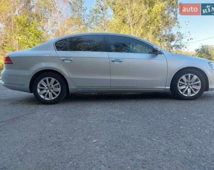 Серый Фольксваген Пассат, объемом двигателя 1.8 л и пробегом 123 тыс. км за 10600 $, фото 4 на Automoto.ua