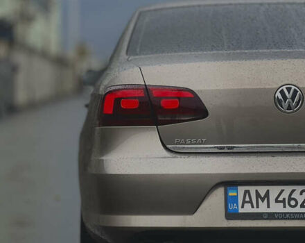 Серый Фольксваген Пассат, объемом двигателя 1.97 л и пробегом 238 тыс. км за 8700 $, фото 11 на Automoto.ua