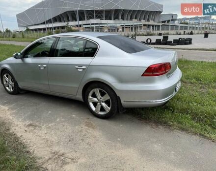 Сірий Фольксваген Пассат, об'ємом двигуна 1.8 л та пробігом 207 тис. км за 10500 $, фото 8 на Automoto.ua