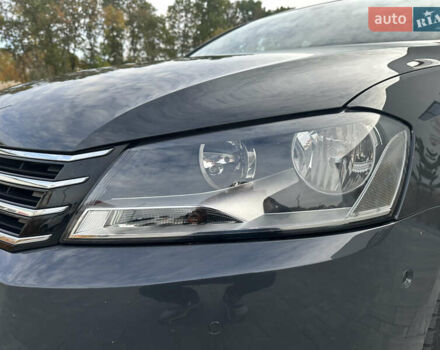 Серый Фольксваген Пассат, объемом двигателя 1.8 л и пробегом 214 тыс. км за 11900 $, фото 10 на Automoto.ua