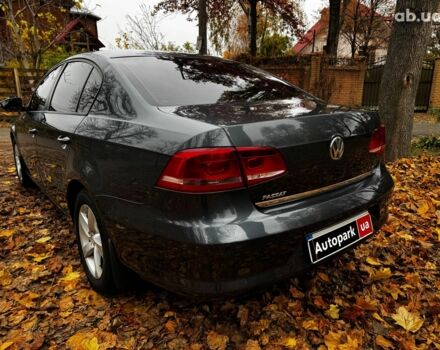 Серый Фольксваген Пассат, объемом двигателя 1.8 л и пробегом 174 тыс. км за 7990 $, фото 7 на Automoto.ua