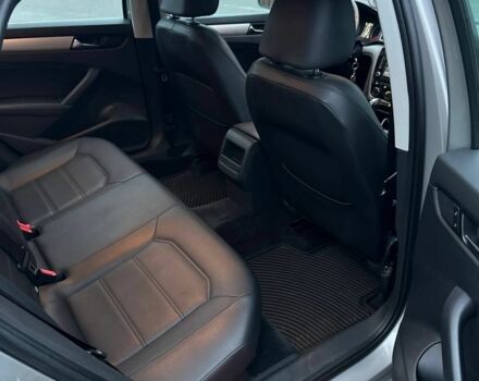 Серый Фольксваген Пассат, объемом двигателя 2.5 л и пробегом 216 тыс. км за 8500 $, фото 13 на Automoto.ua