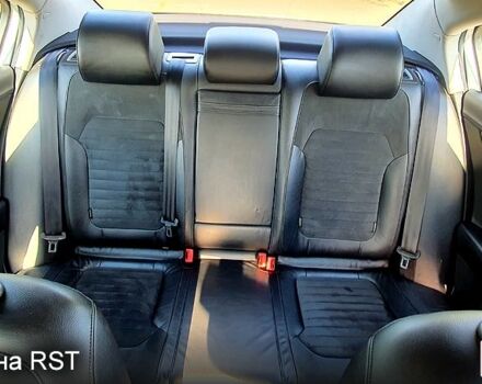 Сірий Фольксваген Пассат, об'ємом двигуна 1.8 л та пробігом 251 тис. км за 10200 $, фото 9 на Automoto.ua