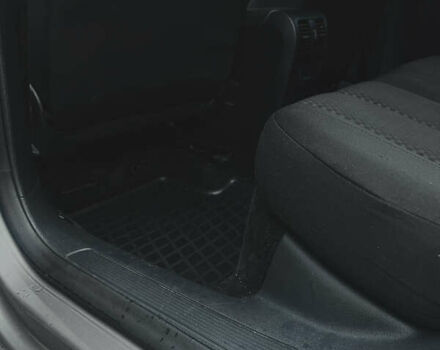 Серый Фольксваген Пассат, объемом двигателя 1.97 л и пробегом 238 тыс. км за 8700 $, фото 41 на Automoto.ua