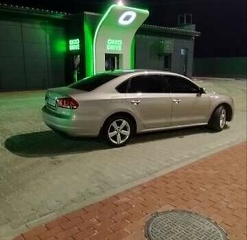 Сірий Фольксваген Пассат, об'ємом двигуна 2.48 л та пробігом 1 тис. км за 10500 $, фото 12 на Automoto.ua