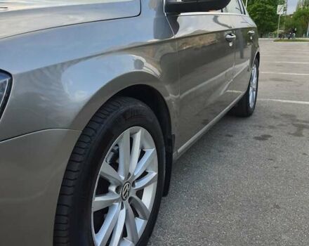 Сірий Фольксваген Пассат, об'ємом двигуна 1.8 л та пробігом 234 тис. км за 10900 $, фото 1 на Automoto.ua