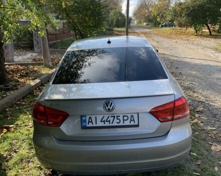 Серый Фольксваген Пассат, объемом двигателя 2.5 л и пробегом 180 тыс. км за 9800 $, фото 4 на Automoto.ua