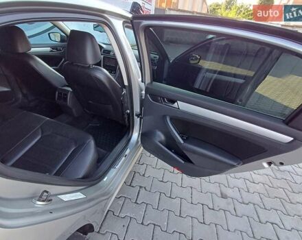 Серый Фольксваген Пассат, объемом двигателя 2.5 л и пробегом 222 тыс. км за 9999 $, фото 34 на Automoto.ua