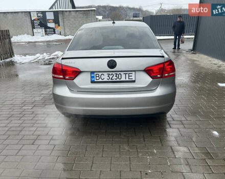 Серый Фольксваген Пассат, объемом двигателя 2.48 л и пробегом 220 тыс. км за 9600 $, фото 7 на Automoto.ua