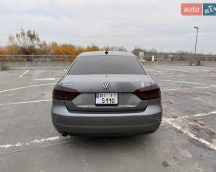 Серый Фольксваген Пассат, объемом двигателя 2.5 л и пробегом 280 тыс. км за 10300 $, фото 1 на Automoto.ua