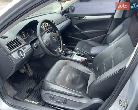 Серый Фольксваген Пассат, объемом двигателя 2.48 л и пробегом 230 тыс. км за 8900 $, фото 7 на Automoto.ua