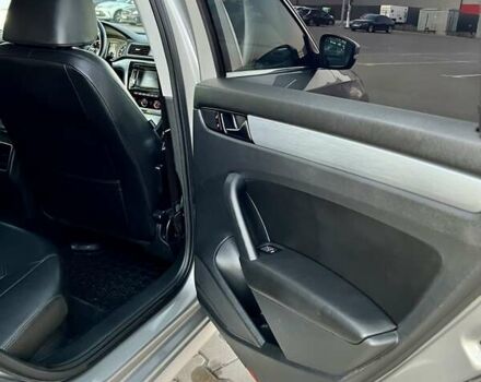 Серый Фольксваген Пассат, объемом двигателя 2.48 л и пробегом 215 тыс. км за 9950 $, фото 18 на Automoto.ua