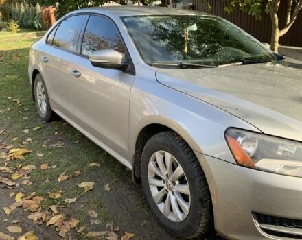 Серый Фольксваген Пассат, объемом двигателя 2.5 л и пробегом 180 тыс. км за 9800 $, фото 1 на Automoto.ua