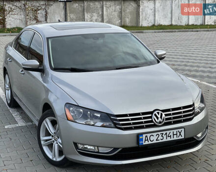 Фольксваген Пассат 2012 в Нововолынск на Automoto.ua Серый Фольксваген Пассат, объемом двигателя 1.97 л и пробегом 197 тыс. км за 12800 $, фото 3 на Automoto.ua