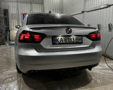 Серый Фольксваген Пассат, объемом двигателя 2.5 л и пробегом 178 тыс. км за 11200 $, фото 5 на Automoto.ua