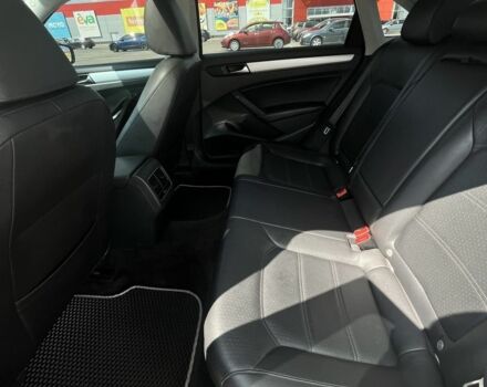 Серый Фольксваген Пассат, объемом двигателя 2.5 л и пробегом 193 тыс. км за 9400 $, фото 13 на Automoto.ua