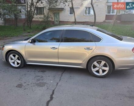 Серый Фольксваген Пассат, объемом двигателя 2.5 л и пробегом 222 тыс. км за 9999 $, фото 4 на Automoto.ua