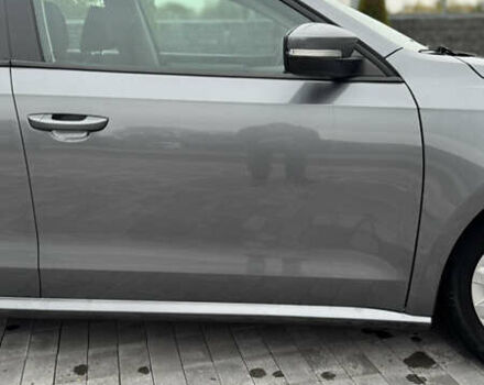 Серый Фольксваген Пассат, объемом двигателя 2.5 л и пробегом 290 тыс. км за 8900 $, фото 4 на Automoto.ua