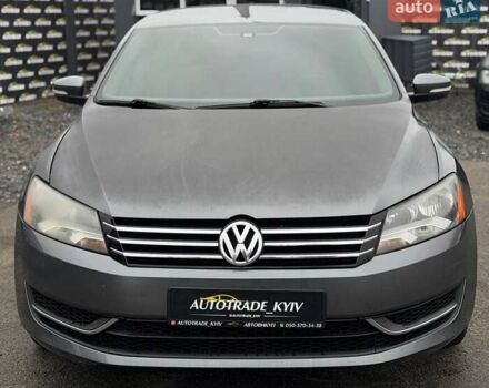 Серый Фольксваген Пассат, объемом двигателя 2.5 л и пробегом 143 тыс. км за 7950 $, фото 5 на Automoto.ua