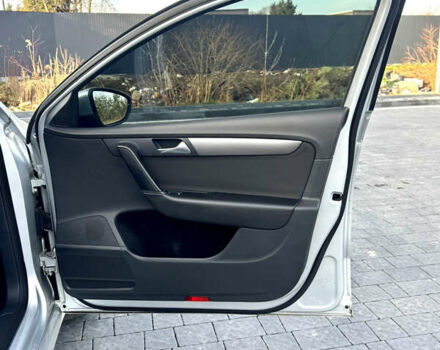 Сірий Фольксваген Пассат, об'ємом двигуна 1.97 л та пробігом 220 тис. км за 11499 $, фото 60 на Automoto.ua