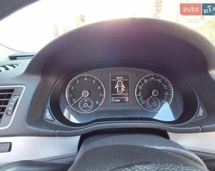 Серый Фольксваген Пассат, объемом двигателя 2.5 л и пробегом 222 тыс. км за 9999 $, фото 29 на Automoto.ua