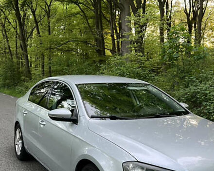 Серый Фольксваген Пассат, объемом двигателя 1.39 л и пробегом 280 тыс. км за 10000 $, фото 3 на Automoto.ua