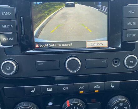 Сірий Фольксваген Пассат, об'ємом двигуна 2.48 л та пробігом 226 тис. км за 11000 $, фото 18 на Automoto.ua