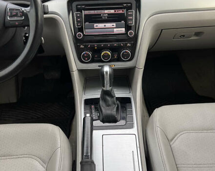 Серый Фольксваген Пассат, объемом двигателя 2.48 л и пробегом 178 тыс. км за 8950 $, фото 19 на Automoto.ua