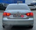 Серый Фольксваген Пассат, объемом двигателя 2.5 л и пробегом 156 тыс. км за 10990 $, фото 6 на Automoto.ua