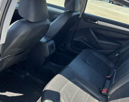 Серый Фольксваген Пассат, объемом двигателя 2.5 л и пробегом 196 тыс. км за 9999 $, фото 6 на Automoto.ua