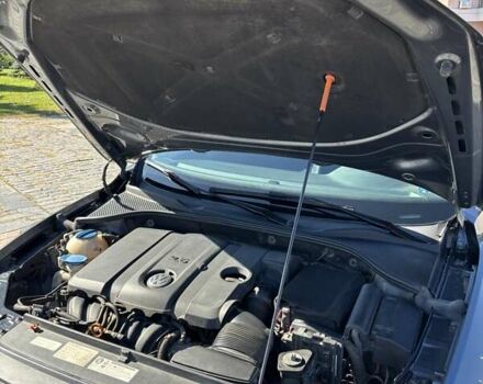 Серый Фольксваген Пассат, объемом двигателя 2.5 л и пробегом 253 тыс. км за 9500 $, фото 22 на Automoto.ua