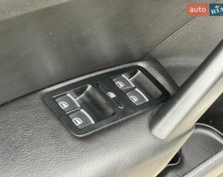 Фольксваген Пассат 2012 в Нововолынск на Automoto.ua Серый Фольксваген Пассат, объемом двигателя 1.97 л и пробегом 197 тыс. км за 12800 $, фото 26 на Automoto.ua