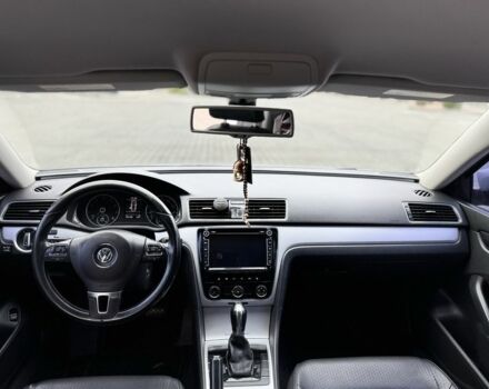 Серый Фольксваген Пассат, объемом двигателя 2.5 л и пробегом 269 тыс. км за 10000 $, фото 5 на Automoto.ua