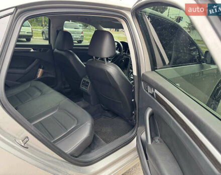 Сірий Фольксваген Пассат, об'ємом двигуна 2.5 л та пробігом 253 тис. км за 10490 $, фото 27 на Automoto.ua