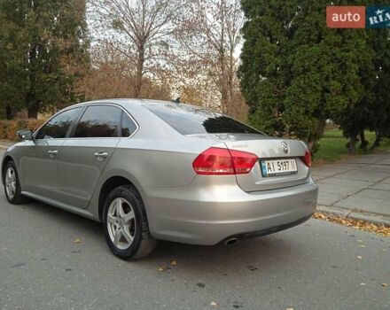 Сірий Фольксваген Пассат, об'ємом двигуна 2.5 л та пробігом 216 тис. км за 9800 $, фото 4 на Automoto.ua