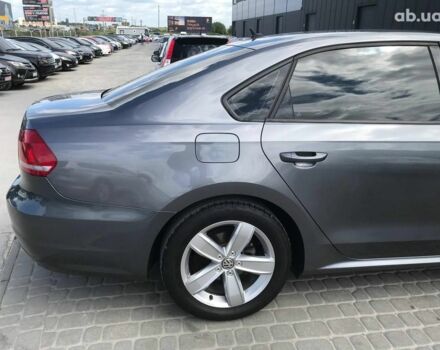 Серый Фольксваген Пассат, объемом двигателя 2.5 л и пробегом 142 тыс. км за 9490 $, фото 4 на Automoto.ua