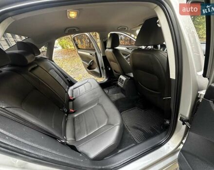 Фольксваген Пассат 2012 у Києві на Automoto.ua Сірий Фольксваген Пассат, об'ємом двигуна 2.5 л та пробігом 205 тис. км за 8299 $, фото 34 на Automoto.ua