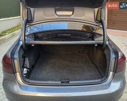 Серый Фольксваген Пассат, объемом двигателя 2.5 л и пробегом 241 тыс. км за 7450 $, фото 30 на Automoto.ua