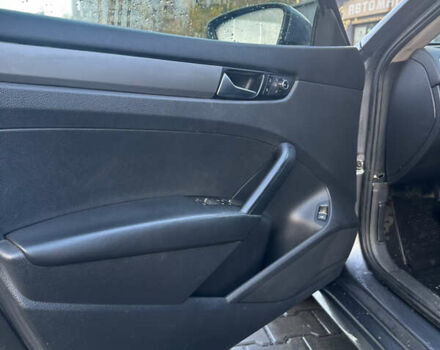 Сірий Фольксваген Пассат, об'ємом двигуна 2.5 л та пробігом 180 тис. км за 9000 $, фото 5 на Automoto.ua