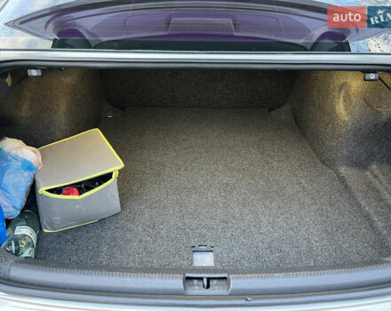 Сірий Фольксваген Пассат, об'ємом двигуна 2.5 л та пробігом 150 тис. км за 11700 $, фото 9 на Automoto.ua