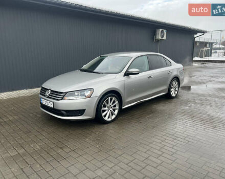 Серый Фольксваген Пассат, объемом двигателя 2.48 л и пробегом 220 тыс. км за 9600 $, фото 8 на Automoto.ua
