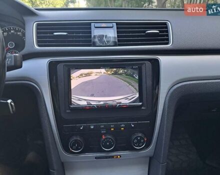 Серый Фольксваген Пассат, объемом двигателя 2.5 л и пробегом 222 тыс. км за 9999 $, фото 6 на Automoto.ua