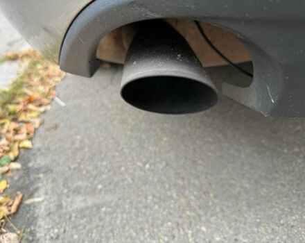 Серый Фольксваген Пассат, объемом двигателя 2.5 л и пробегом 218 тыс. км за 8250 $, фото 8 на Automoto.ua