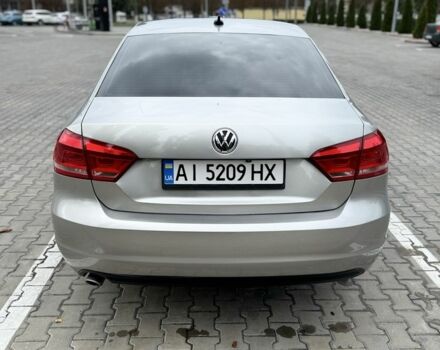 Серый Фольксваген Пассат, объемом двигателя 2.5 л и пробегом 269 тыс. км за 10000 $, фото 4 на Automoto.ua