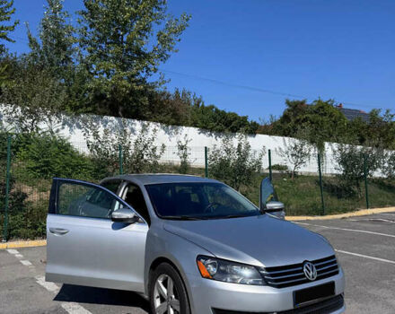 Серый Фольксваген Пассат, объемом двигателя 2.5 л и пробегом 194 тыс. км за 8500 $, фото 3 на Automoto.ua